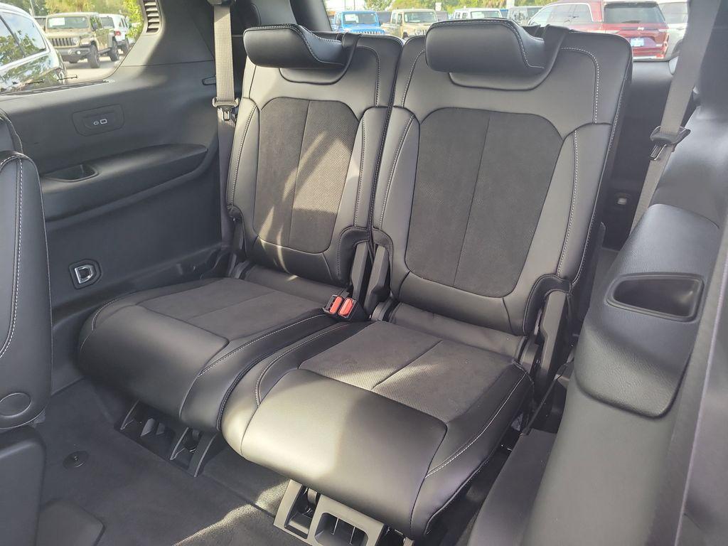 new 2025 Jeep Grand Cherokee L car, priced at $38,237