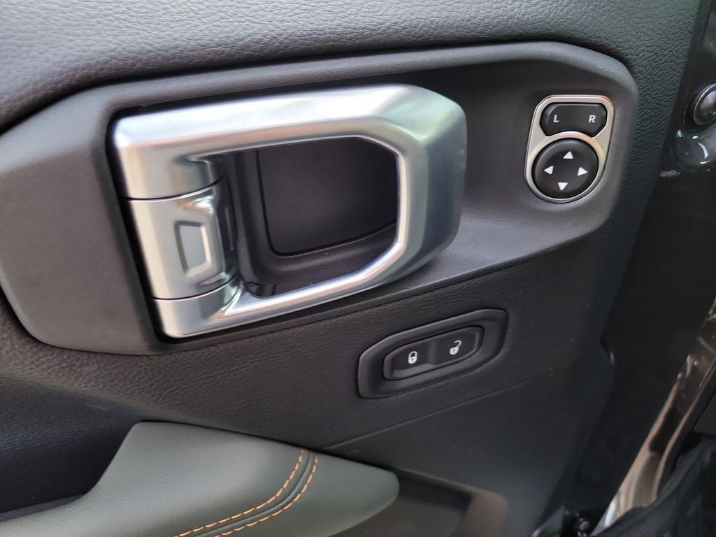 new 2026 Jeep Gladiator car, priced at $61,819