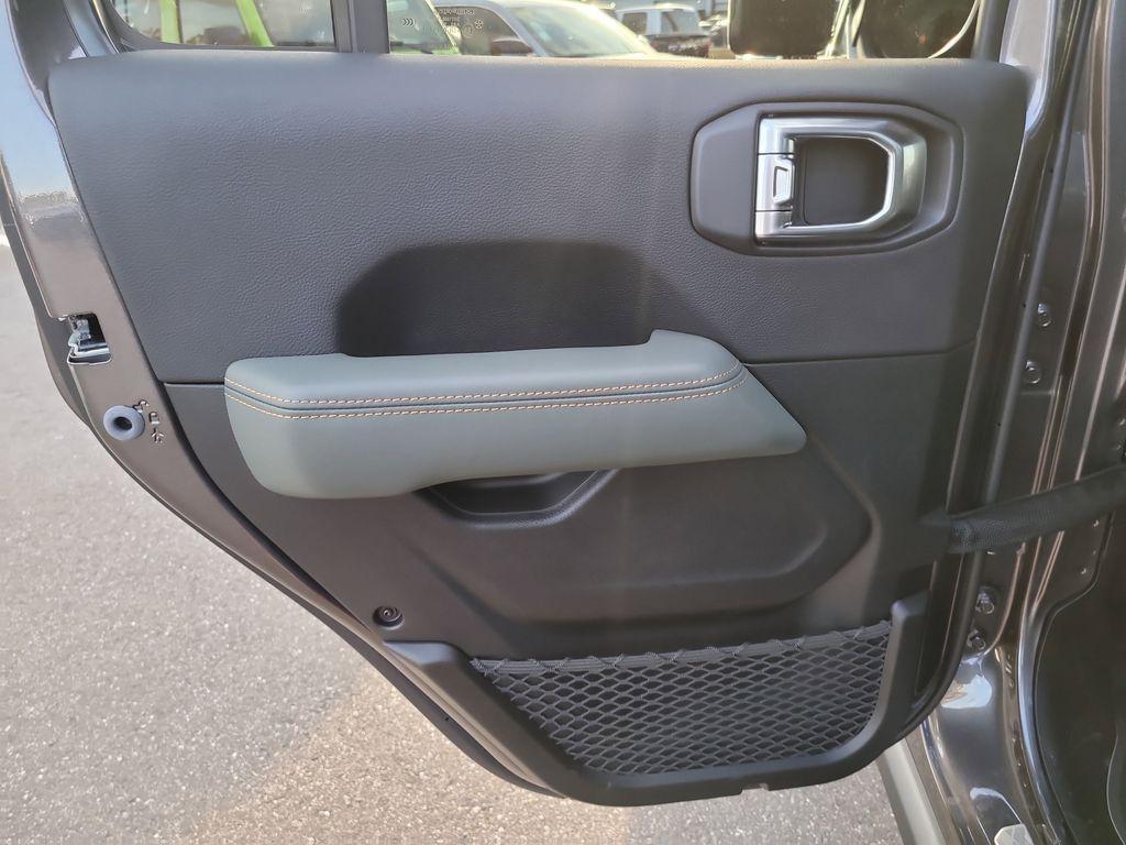 new 2026 Jeep Gladiator car, priced at $61,819