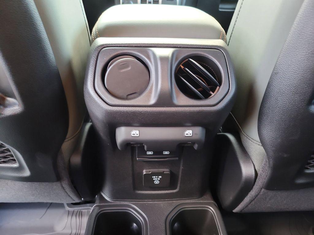 new 2026 Jeep Gladiator car, priced at $61,819