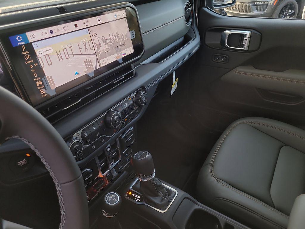 new 2026 Jeep Gladiator car, priced at $61,819