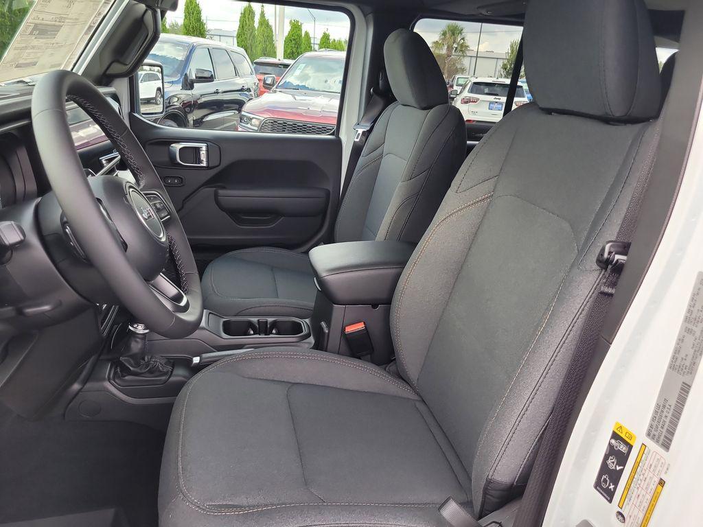 new 2026 Jeep Wrangler car, priced at $43,184