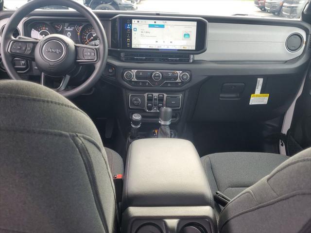 new 2025 Jeep Gladiator car, priced at $37,554