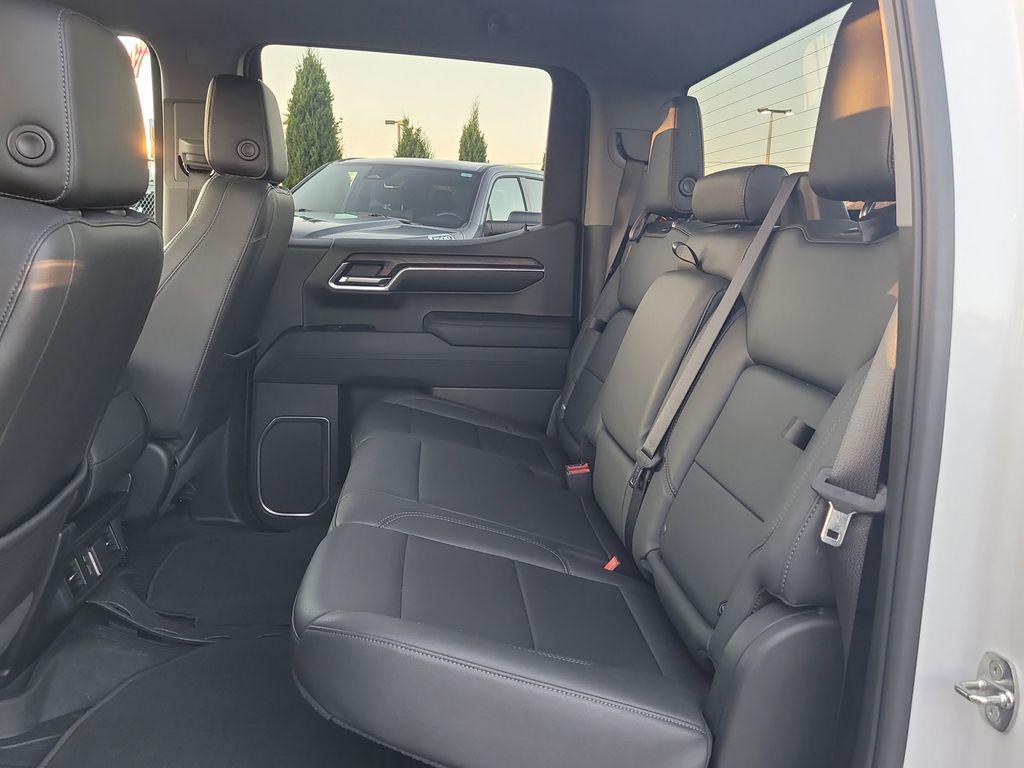 used 2023 GMC Sierra 1500 car, priced at $44,890