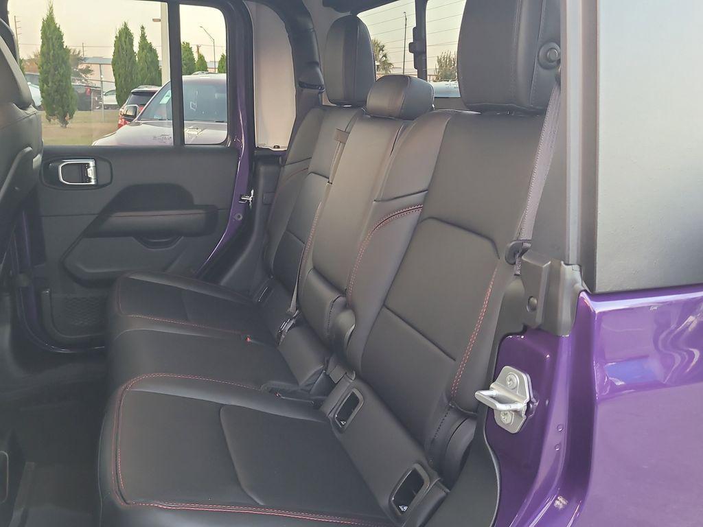 new 2026 Jeep Gladiator car, priced at $59,777