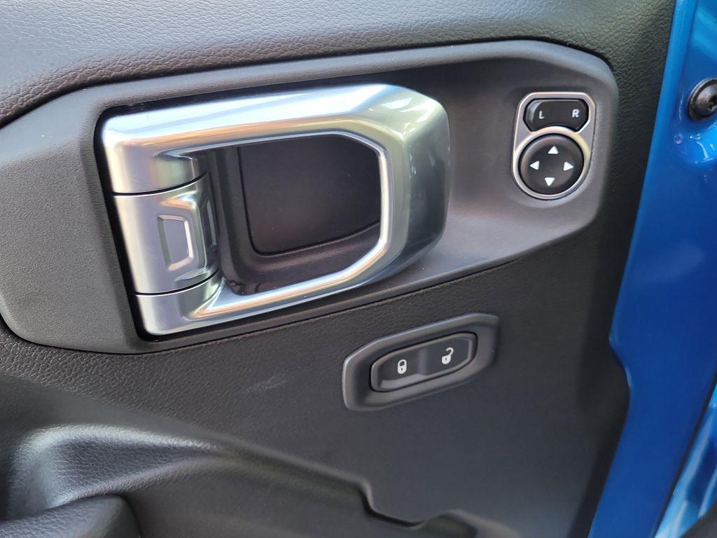 new 2026 Jeep Wrangler car, priced at $48,558