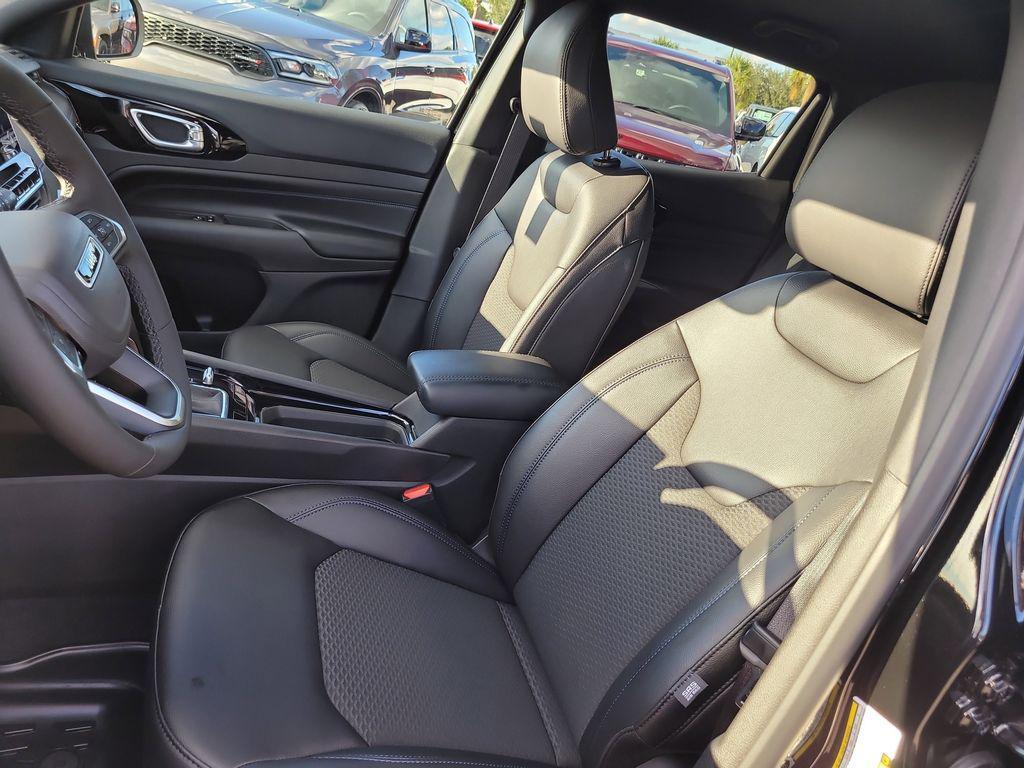 new 2026 Jeep Compass car, priced at $36,989