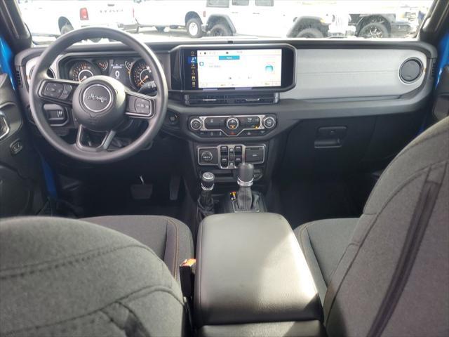new 2025 Jeep Gladiator car, priced at $38,439