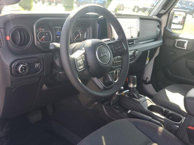 new 2025 Jeep Gladiator car, priced at $52,890