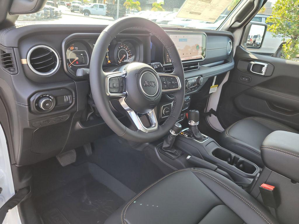 new 2025 Jeep Wrangler car, priced at $48,088