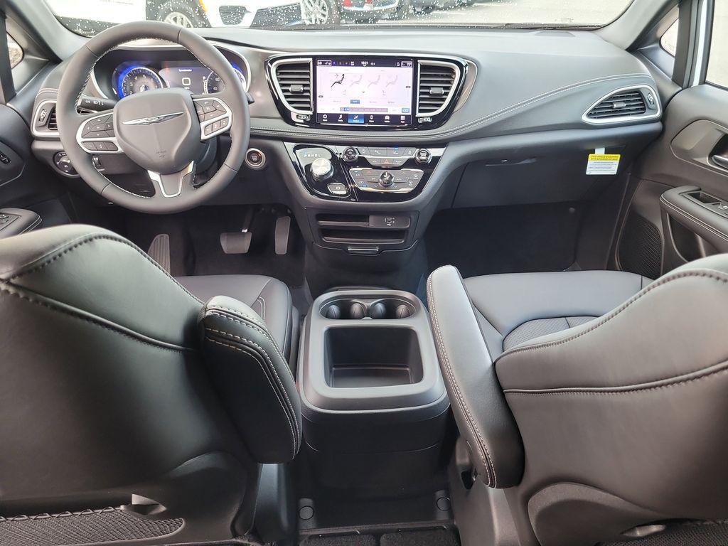 new 2026 Chrysler Pacifica car, priced at $40,398