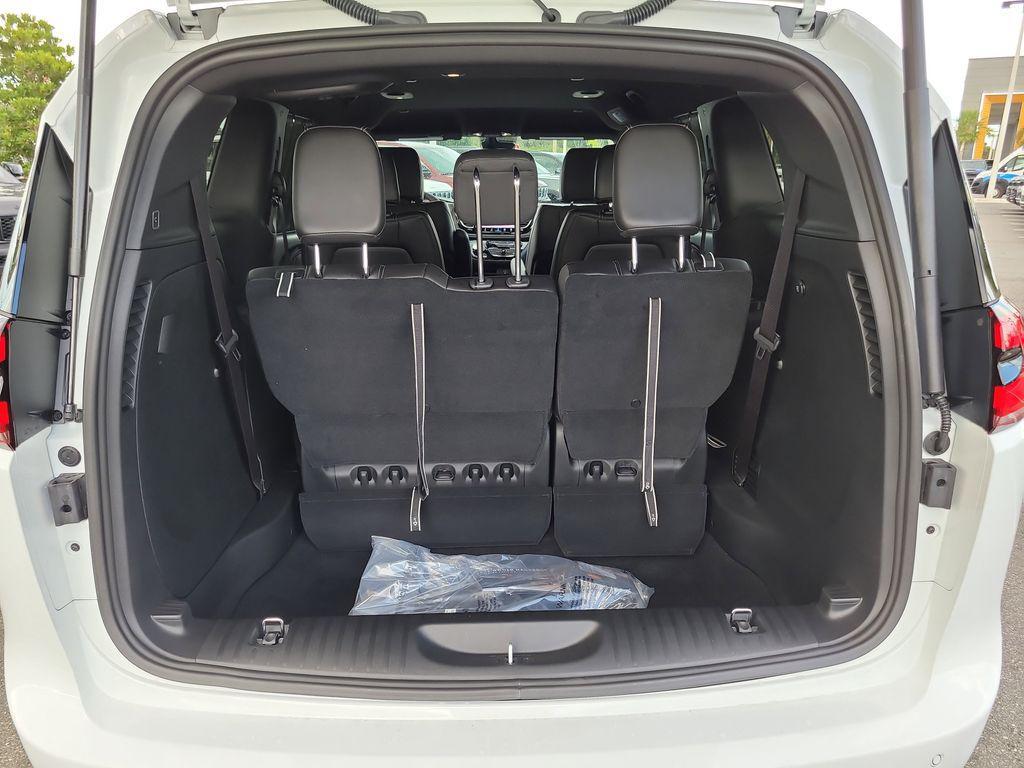 new 2026 Chrysler Pacifica car, priced at $40,398