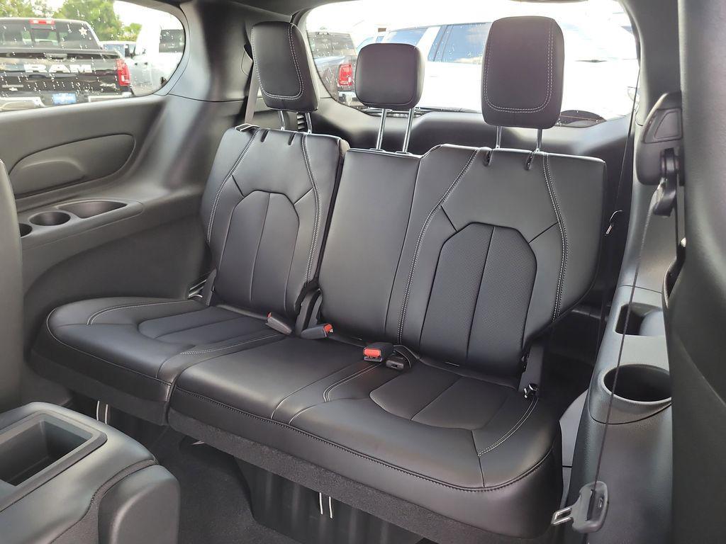 new 2026 Chrysler Pacifica car, priced at $40,398