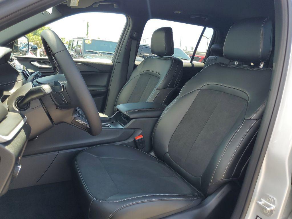 new 2025 Jeep Grand Cherokee L car, priced at $34,474