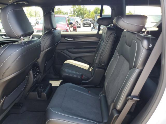 new 2025 Jeep Grand Cherokee L car, priced at $39,225