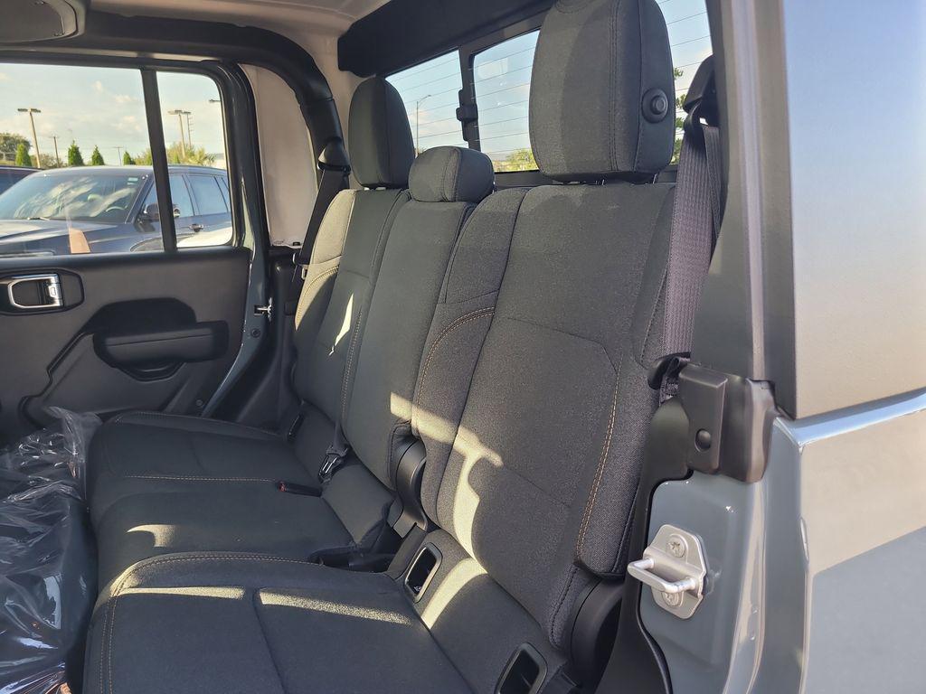 new 2025 Jeep Gladiator car, priced at $41,055