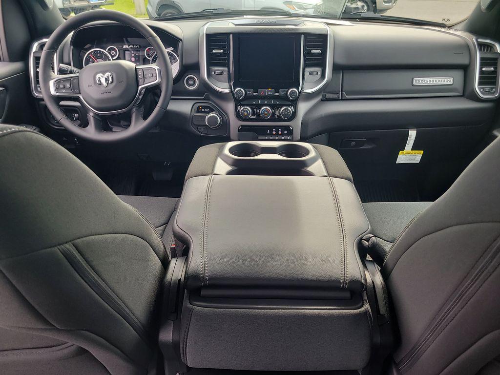 new 2025 Ram 1500 car, priced at $41,714