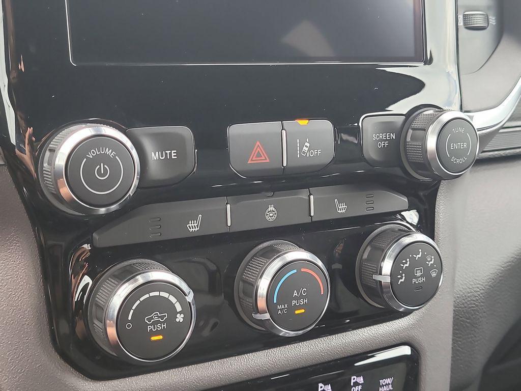 new 2025 Ram 1500 car, priced at $41,714