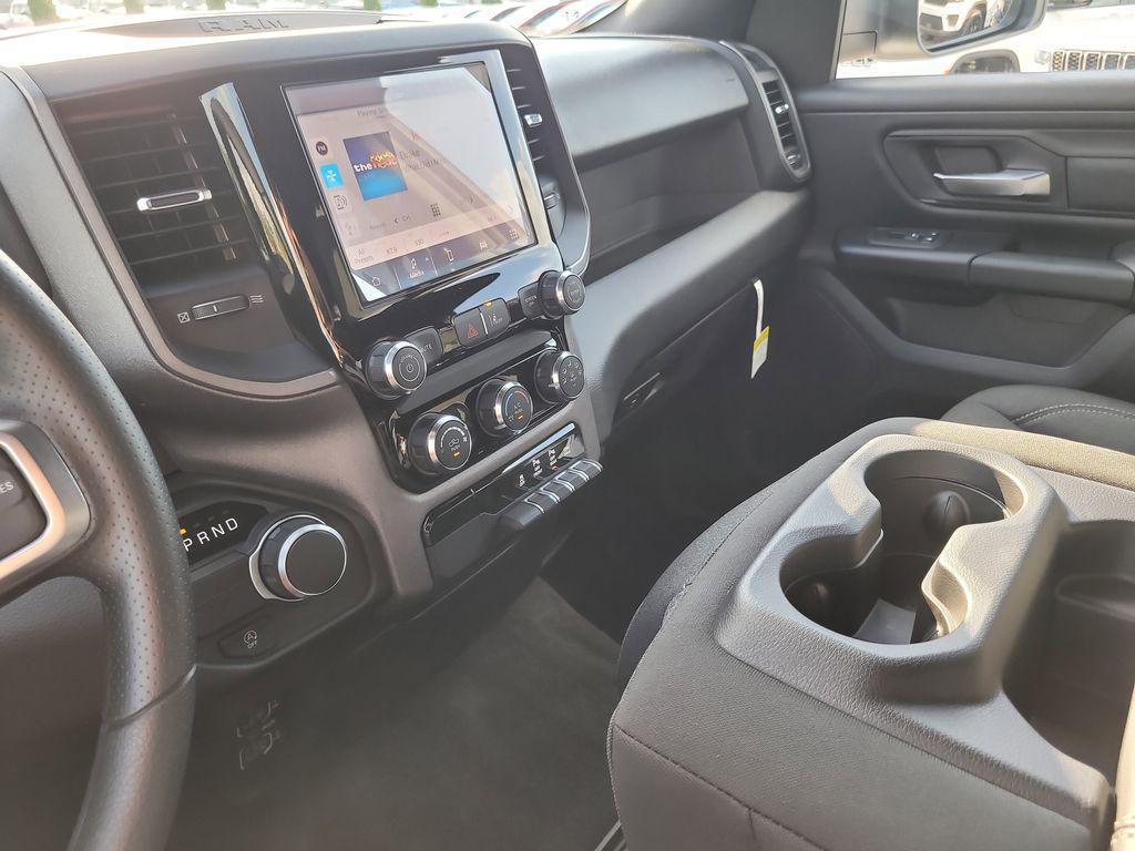 new 2025 Ram 1500 car, priced at $34,643