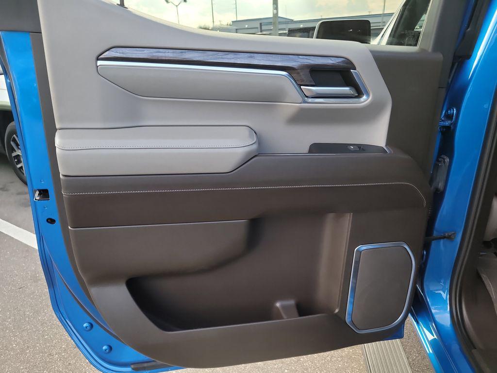 used 2022 Chevrolet Silverado 1500 car, priced at $45,921