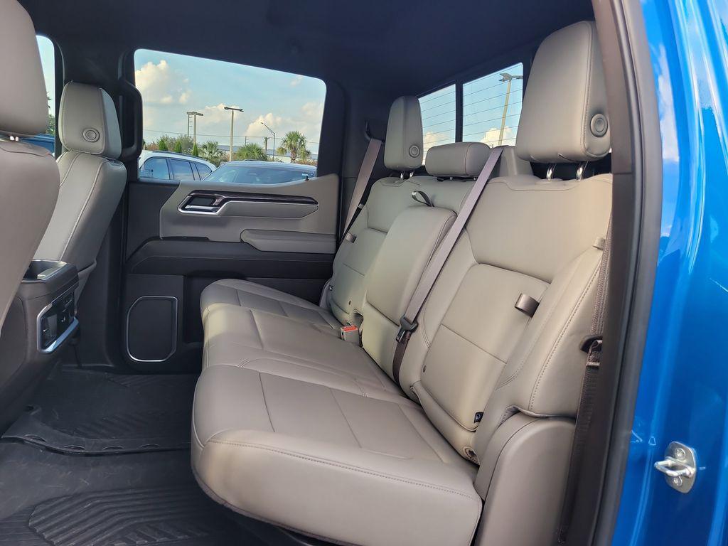 used 2022 Chevrolet Silverado 1500 car, priced at $45,921