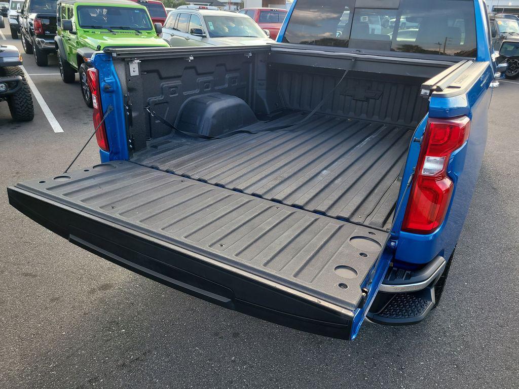 used 2022 Chevrolet Silverado 1500 car, priced at $45,921