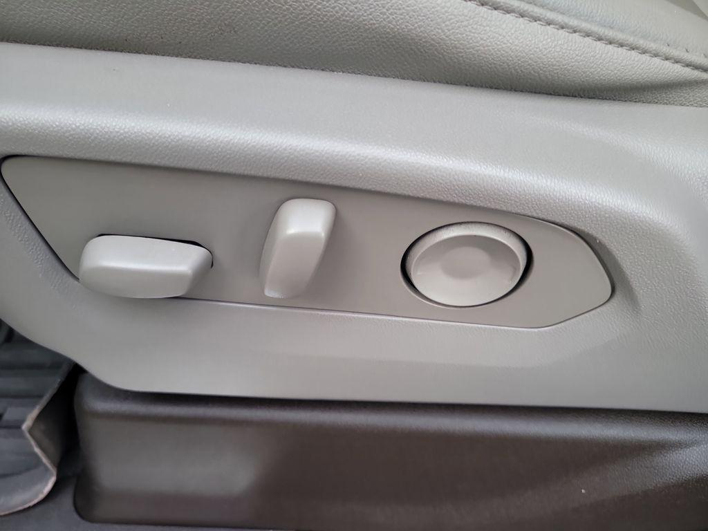 used 2022 Chevrolet Silverado 1500 car, priced at $45,921