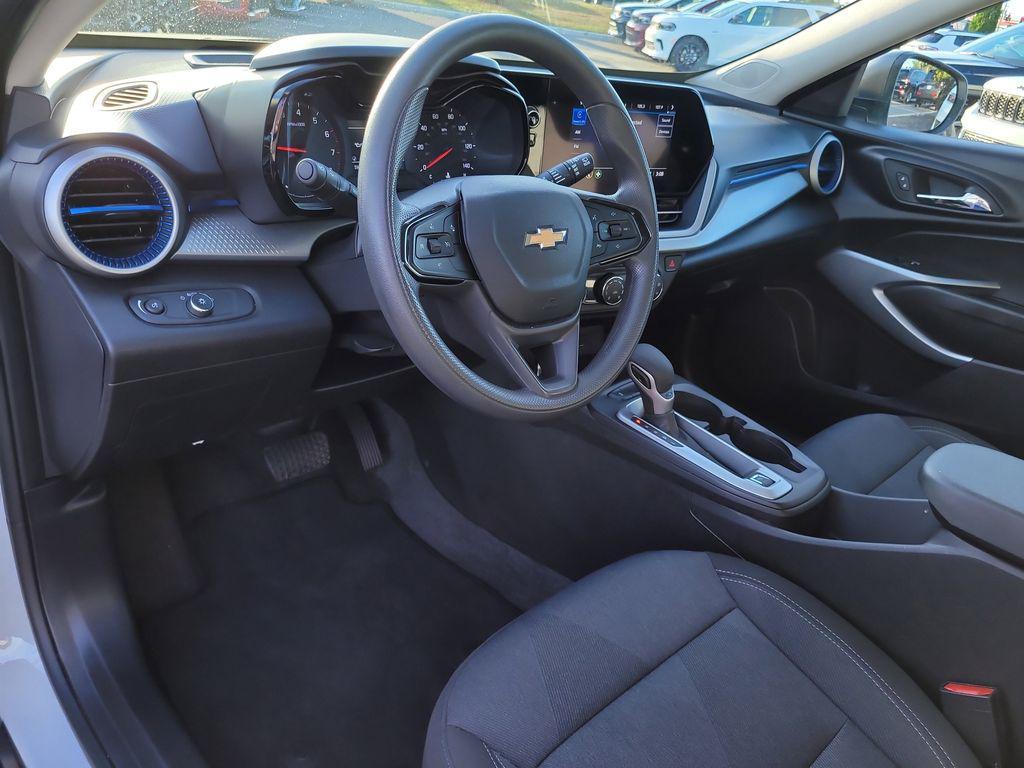 used 2025 Chevrolet Trax car, priced at $21,702