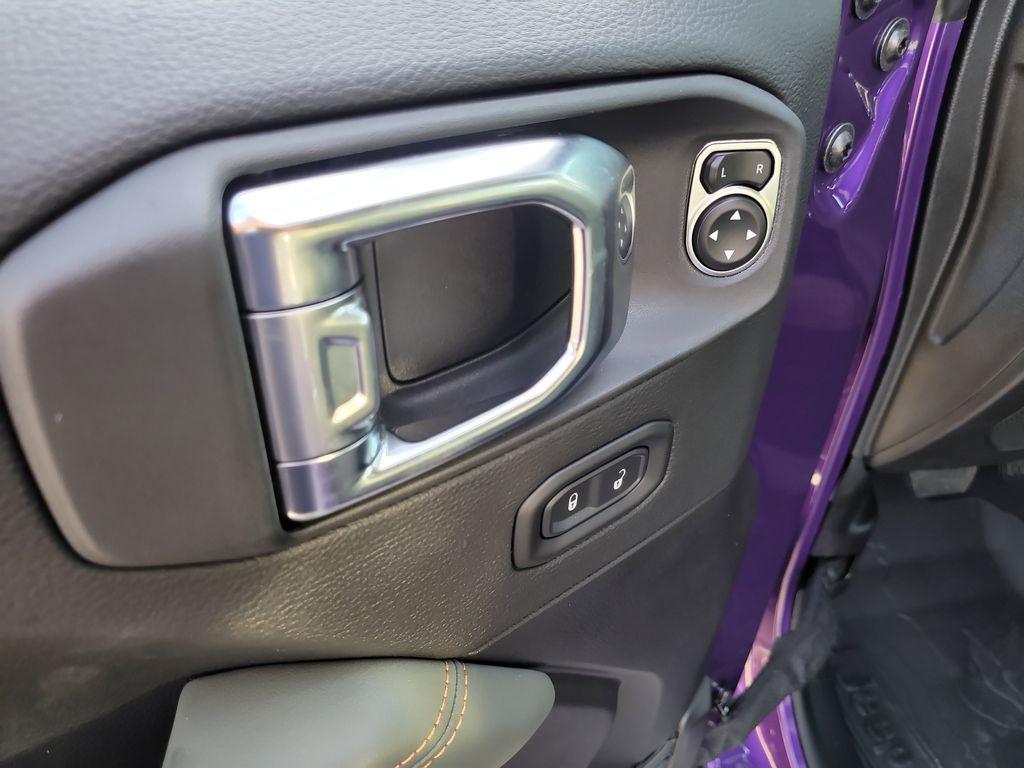 new 2026 Jeep Gladiator car, priced at $64,120