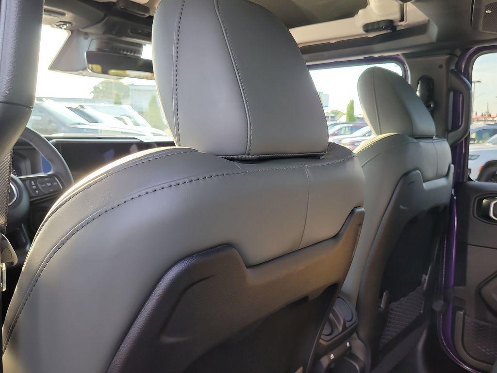 new 2026 Jeep Gladiator car, priced at $64,120