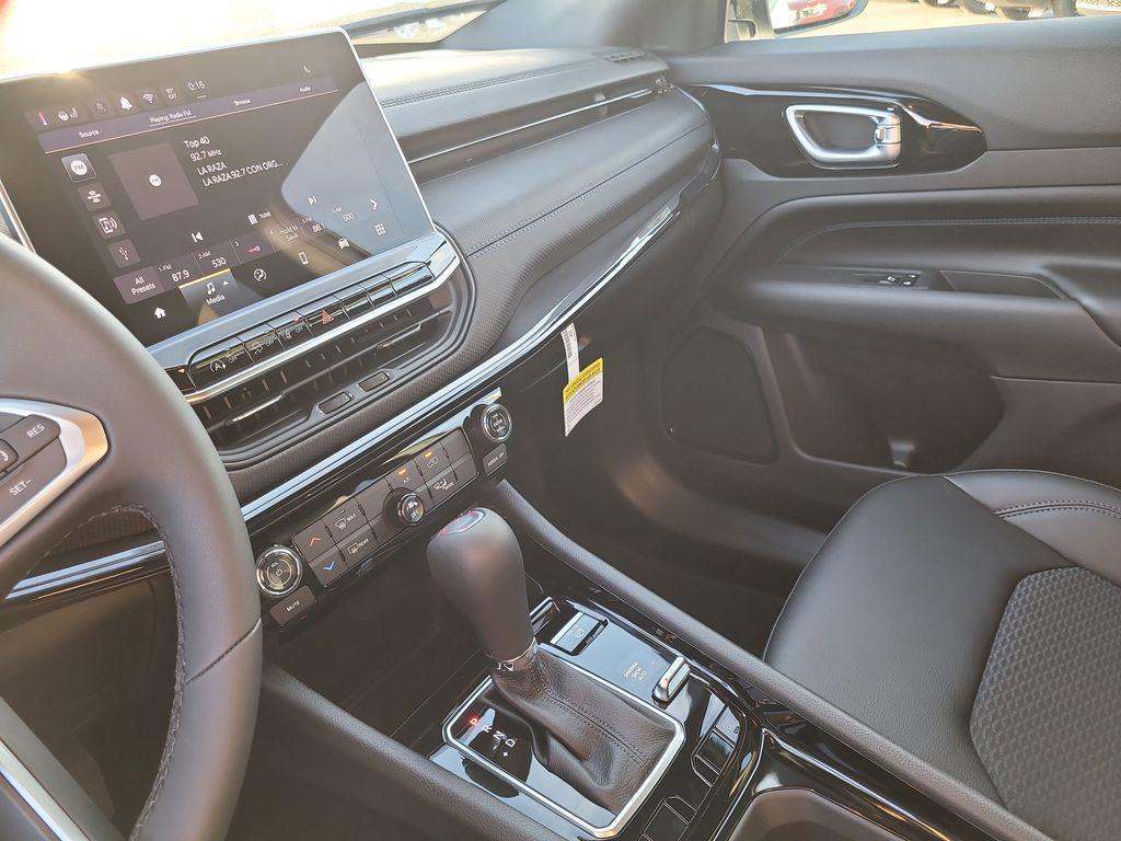 new 2026 Jeep Compass car, priced at $28,697