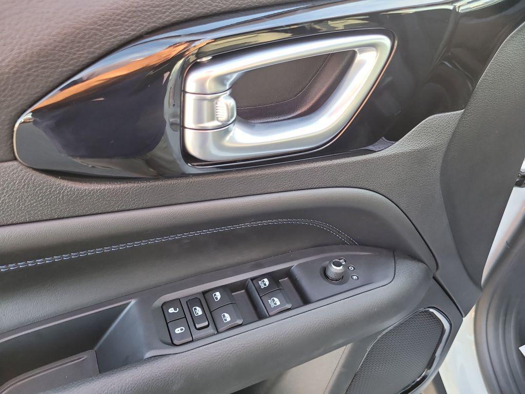 new 2026 Jeep Compass car, priced at $28,697