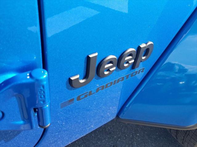 new 2024 Jeep Gladiator car, priced at $45,922