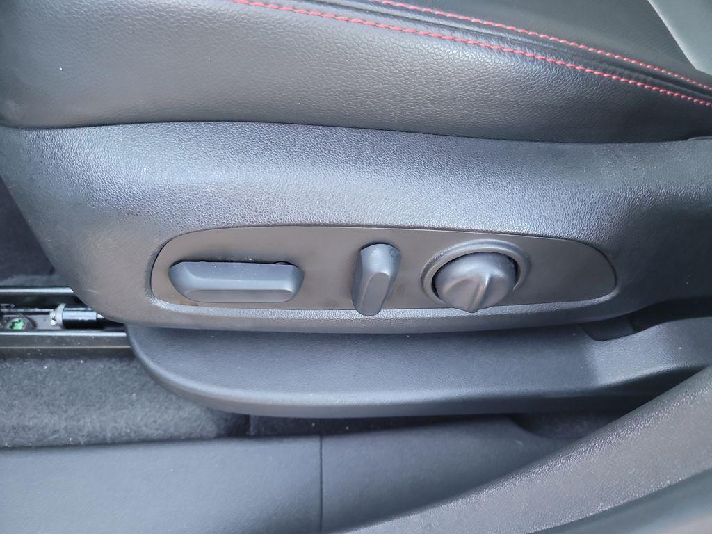 used 2022 Chevrolet Equinox car, priced at $20,692