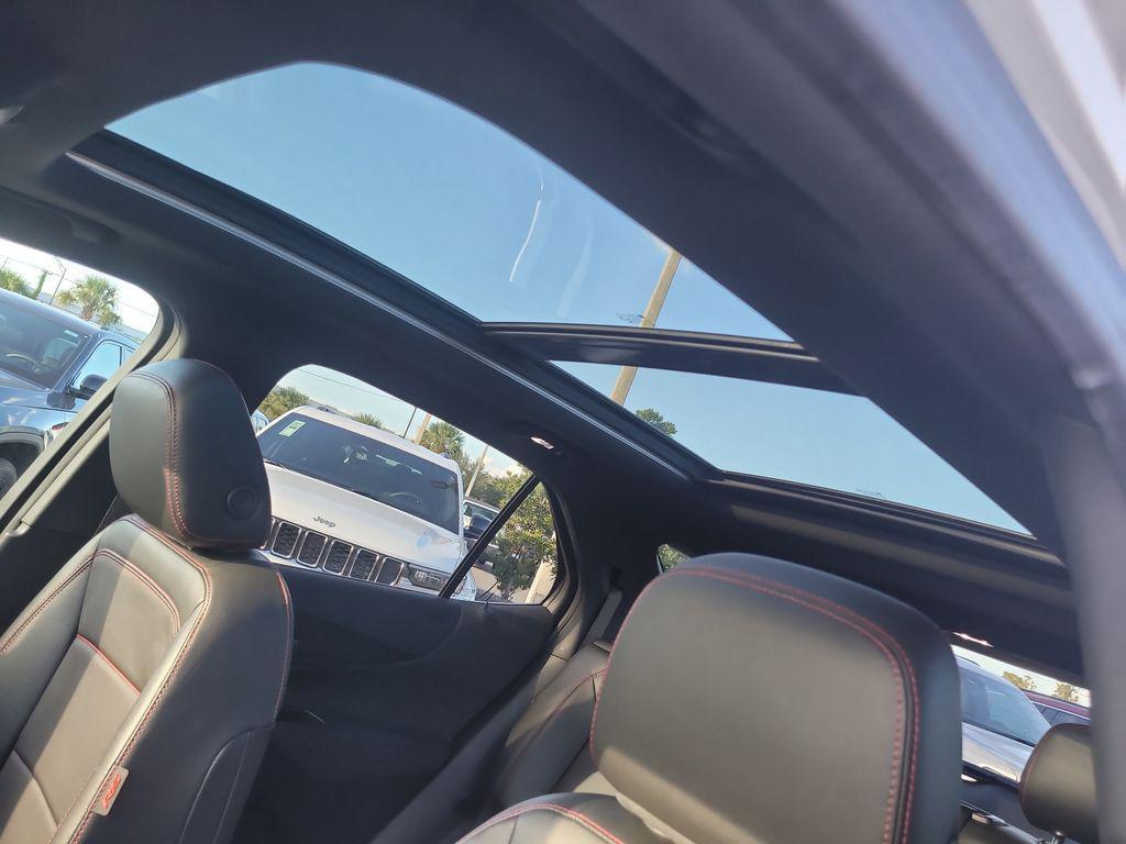 used 2022 Chevrolet Equinox car, priced at $20,692