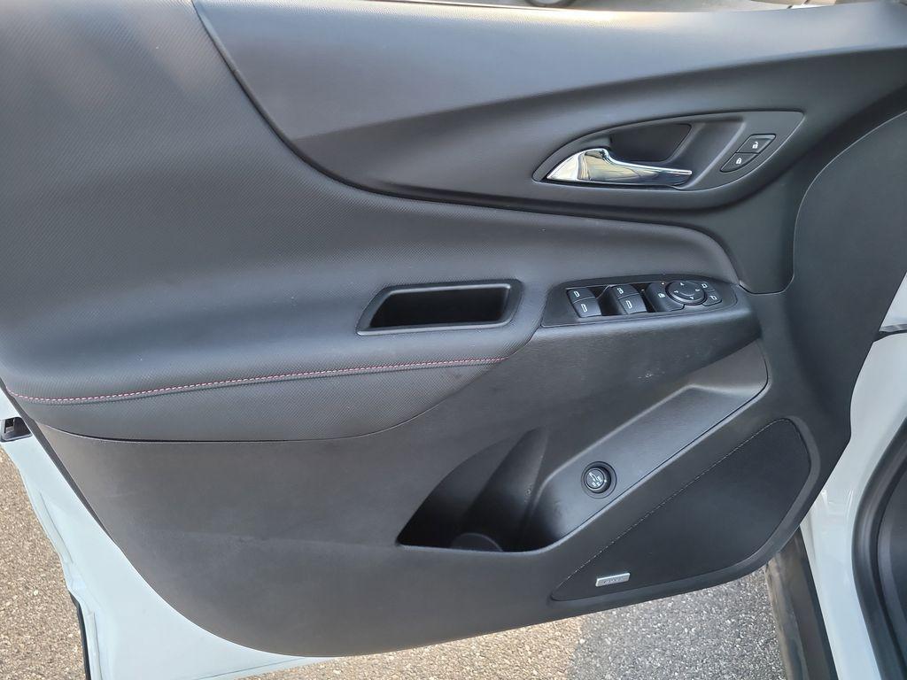 used 2022 Chevrolet Equinox car, priced at $20,692