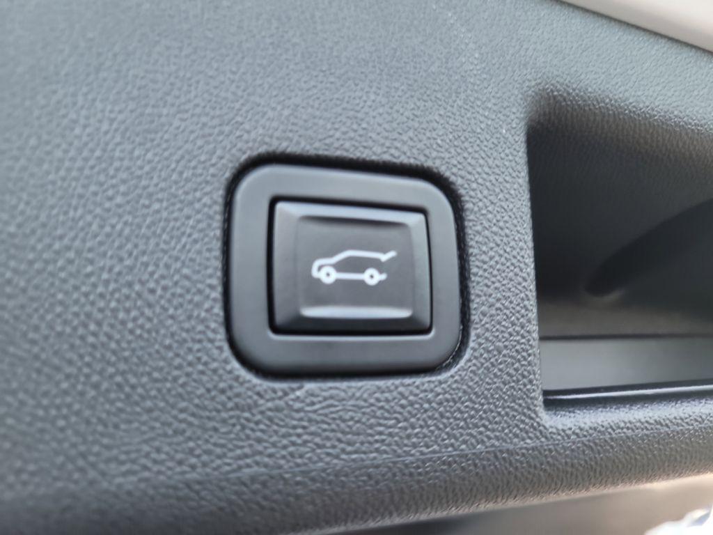 used 2022 Chevrolet Equinox car, priced at $20,692