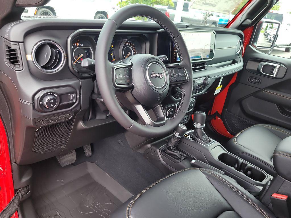 new 2025 Jeep Gladiator car, priced at $41,787