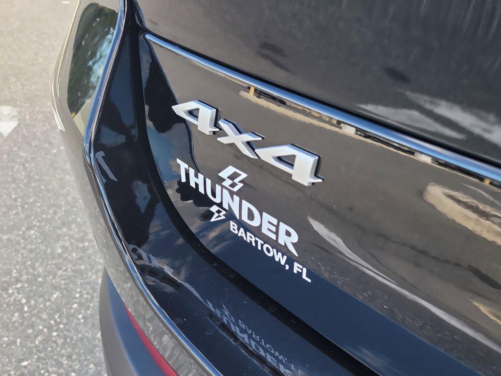 new 2025 Jeep Grand Cherokee L car, priced at $37,654