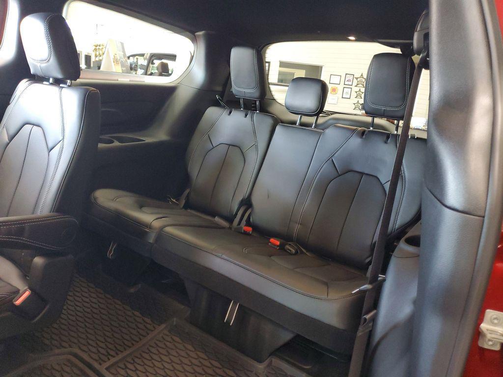 new 2025 Chrysler Pacifica car, priced at $44,522