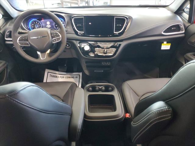 new 2025 Chrysler Pacifica car, priced at $44,522
