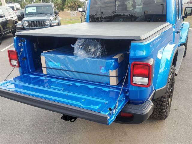 new 2025 Jeep Gladiator car, priced at $47,999