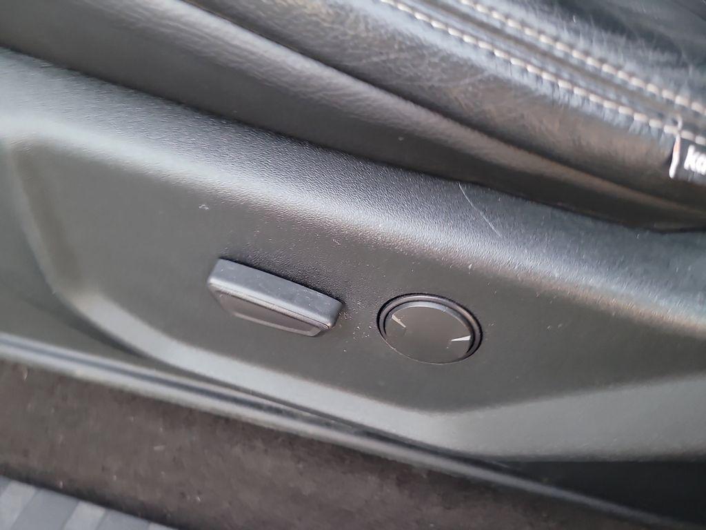 used 2020 Ford F-150 car, priced at $31,181