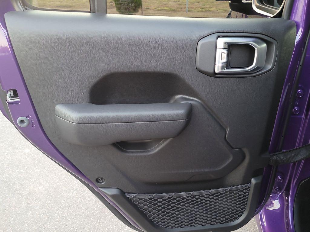 new 2026 Jeep Gladiator car, priced at $49,397