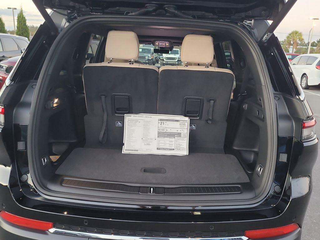 new 2025 Jeep Grand Cherokee L car, priced at $47,858