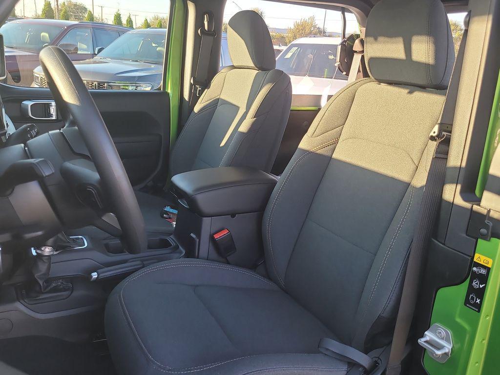 new 2025 Jeep Wrangler car, priced at $35,380