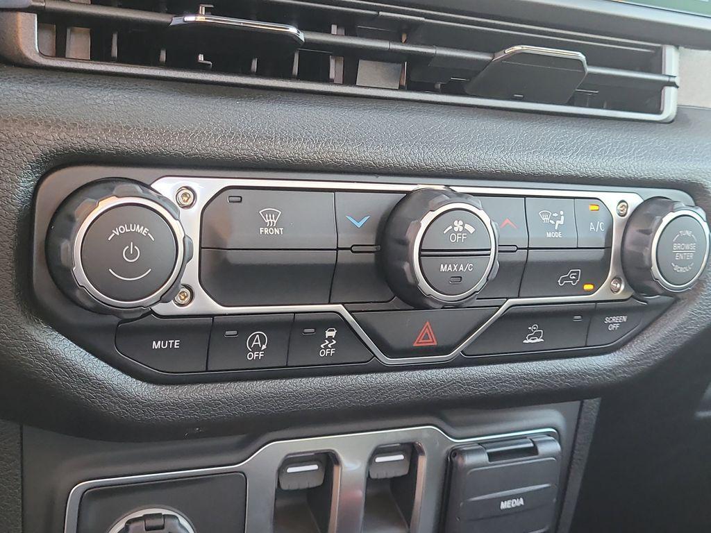 new 2025 Jeep Wrangler car, priced at $35,380