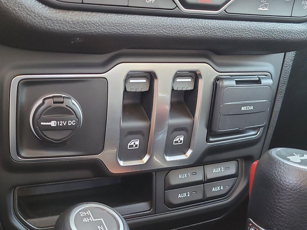 new 2025 Jeep Wrangler car, priced at $35,380