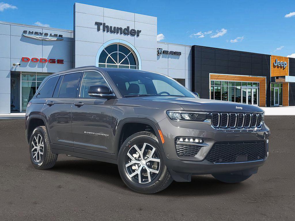 new 2025 Jeep Grand Cherokee car, priced at $40,239