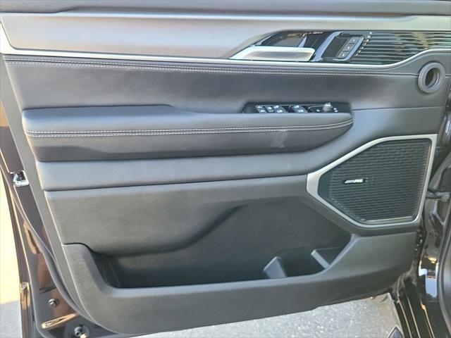 new 2025 Jeep Wagoneer L car, priced at $82,052